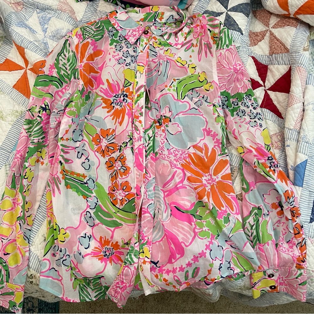 Lilly Pulitzer. Button Down Blouse. Size S/P